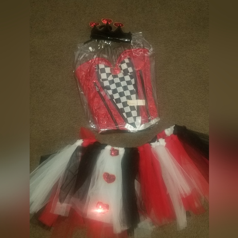 Queen of Hearts costume